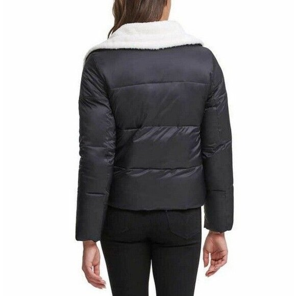 NWT Levi`s Molly Sherpa Line Puffer Jacket Black Small - Picture 3 of 5